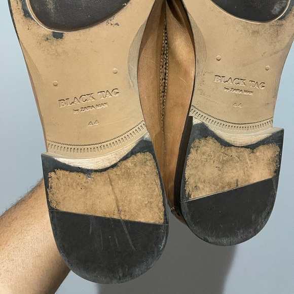 Zara Brogues Shoes. Tan color. Sz 44 - Picture 7 of 16